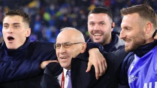 Nga diaspora te kombëtarja, Ademi: Këta djem po e bëjnë Kosovën krenare