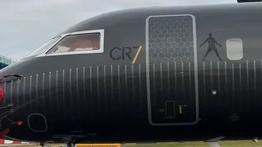 A u arratis Ronaldo nga Arabia Saudite? Aeroplani i portugezit u ngrit pas përshkallëzimit të konfliktit