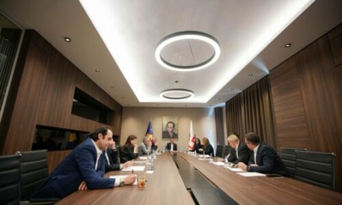 Mblidhet LDK’ja: Aktgjykimit ka sjell qartësi, i takon VV’së të arrijë marrëveshje për presidentin