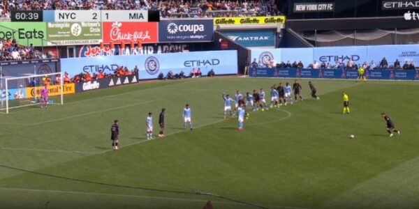 Kush tjetër pos ai, Leo Messi shënon nga goditja e lirë për Inter Miami