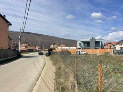 Familjarët japin detaje për tragjedinë në Podujevë: E dyshuara mori peng gruan e axhës