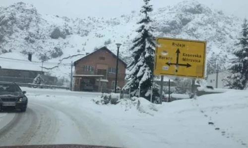 Bora bllokon pikën kufitare Kullë-Rozhajë nga ana e Malit të Zi