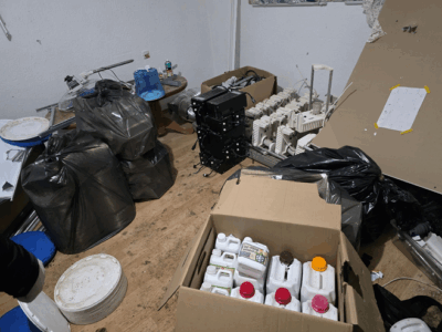 Zbulimi i laboratorit të drogës në Prizren, kërkohet paraburgim ndaj dy të dyshuarve