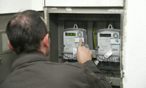 Nga 1500 deri 5000 euro, MINT gjobit KEDS’in: U verifikuan njehsorë me afat të skaduar