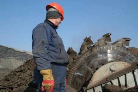 S’ka pagë të 13-të për minatorët dhe punonjësit e KEK-ut: Luksin e morën qeveritarët