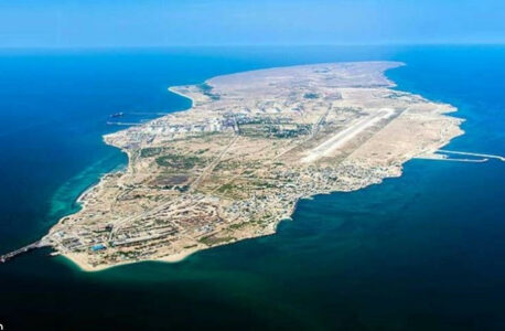 Irani thotë se i është sulmuar rafineria në Ishullin Lavan pas armëpushimit