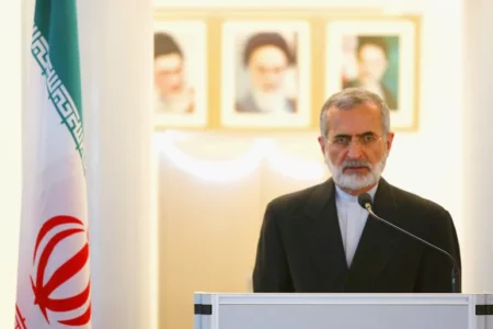 Vdes ish-ministri i Jashtëm Iranian, Kamal Kharrazi pas plagëve të marra në sulmet izraelito-amerikane