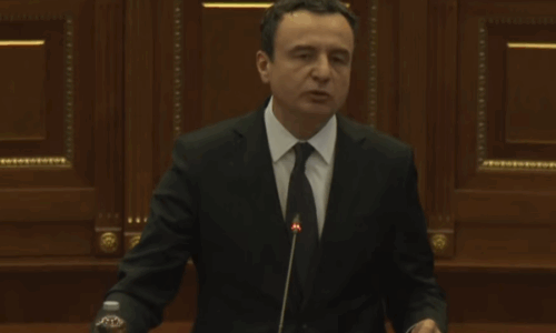 Kurti tash flet kundër “bllokadave e kleçkave”, kërkon të punojë bashkë, thotë se s’ka nevojë për zgjedhje