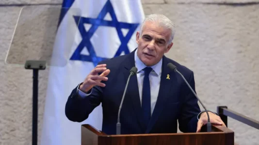 Udhëheqësi i opozitës izraelite kritikon Netanyahun: Katastrofë politike për Izraelin