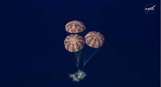 Astronautët e misionit Artemis 2 zbarkojnë në Tokë, përfundojnë me sukses misionin