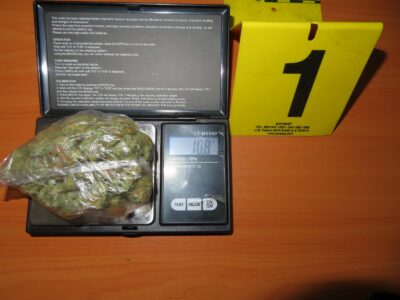 E ndaluan për kundërvajtje në trafik, policët arrestojnë vushtrriasin që i gjetën drogë në veturë