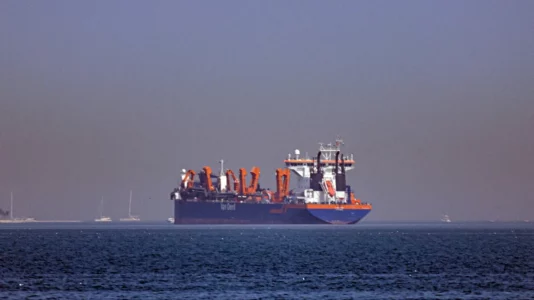 Cili vend i BE-së goditet më shumë nga bllokimi i Ngushticës së Hormuzit?