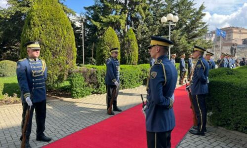 Minutat e fundit të Osmanit si presidente, bëhen përgatitjet për dorëzimin e postit te kryeparlamentarja Haxhiu