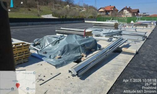 Prishtinasi e demolon vetë ndërtimin, Rama: Të gjitha ndërtimet pa leje do të rrënohen