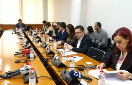 Komisioni për Buxhet i jep dritën jeshile kredisë 80 milionëshe nga Franca