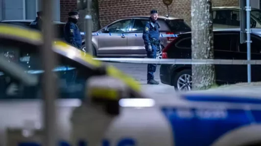 Qëllohet për vdekje 20-vjeçari shqiptar në Suedi, plagoset edhe e reja që e shoqëronte