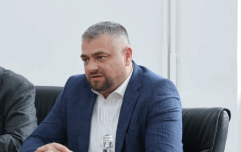 Hoti: Besoj në lirimin e shpejtë të ish-krerëve të UÇK-së në Hagë