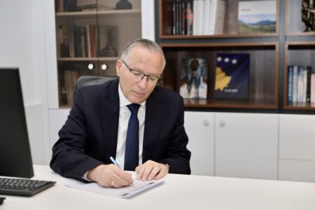 Hamza për Ditën e Kushtetutës: PDK mbetet e përkushtuar në respektimin dhe mbrojtjen e aktit më të lartë juridik