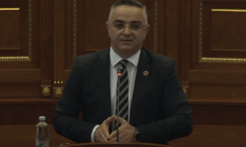 Tahiri: Kjo Qeveri mbiemrin e ka krizë, e ka bllokuar Kosovën