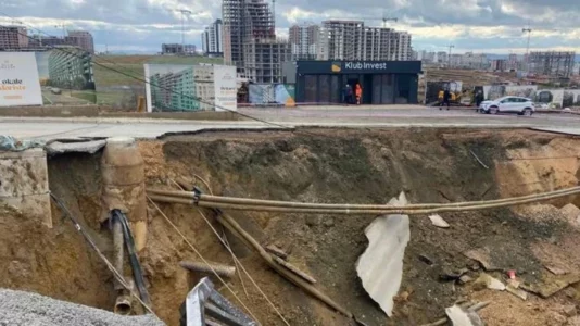 Shembja e rrugës në Prishtinë, kompania “Klub Invest” gjobitet me 30 mijë euro, përfaqësuesi ligjor 3 mijë euro