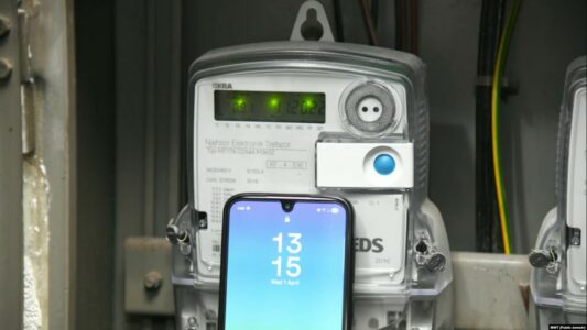 Prokuroria nis hetimet për ‘dallaveret’  për njehsorët me orët e rrymës