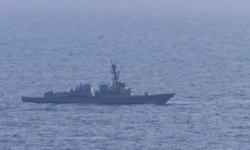 SHBA thotë se ka ndaluar një anije mallrash që tentoi t’i shmangej bllokadës